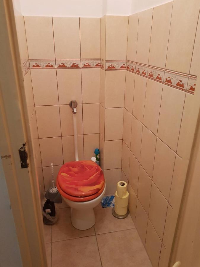 Ravagy Apartman Кечкемет Екстер'єр фото